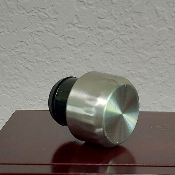 MANNA White Vogue 17 oz Stainless Steel Water Bottle - Picture 10 of 12